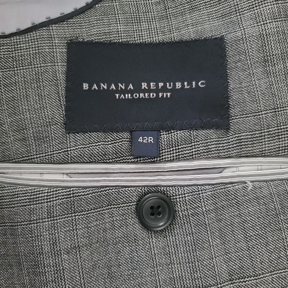 Banana Republic Solid Gray Checkered Pattern Spor… - image 8